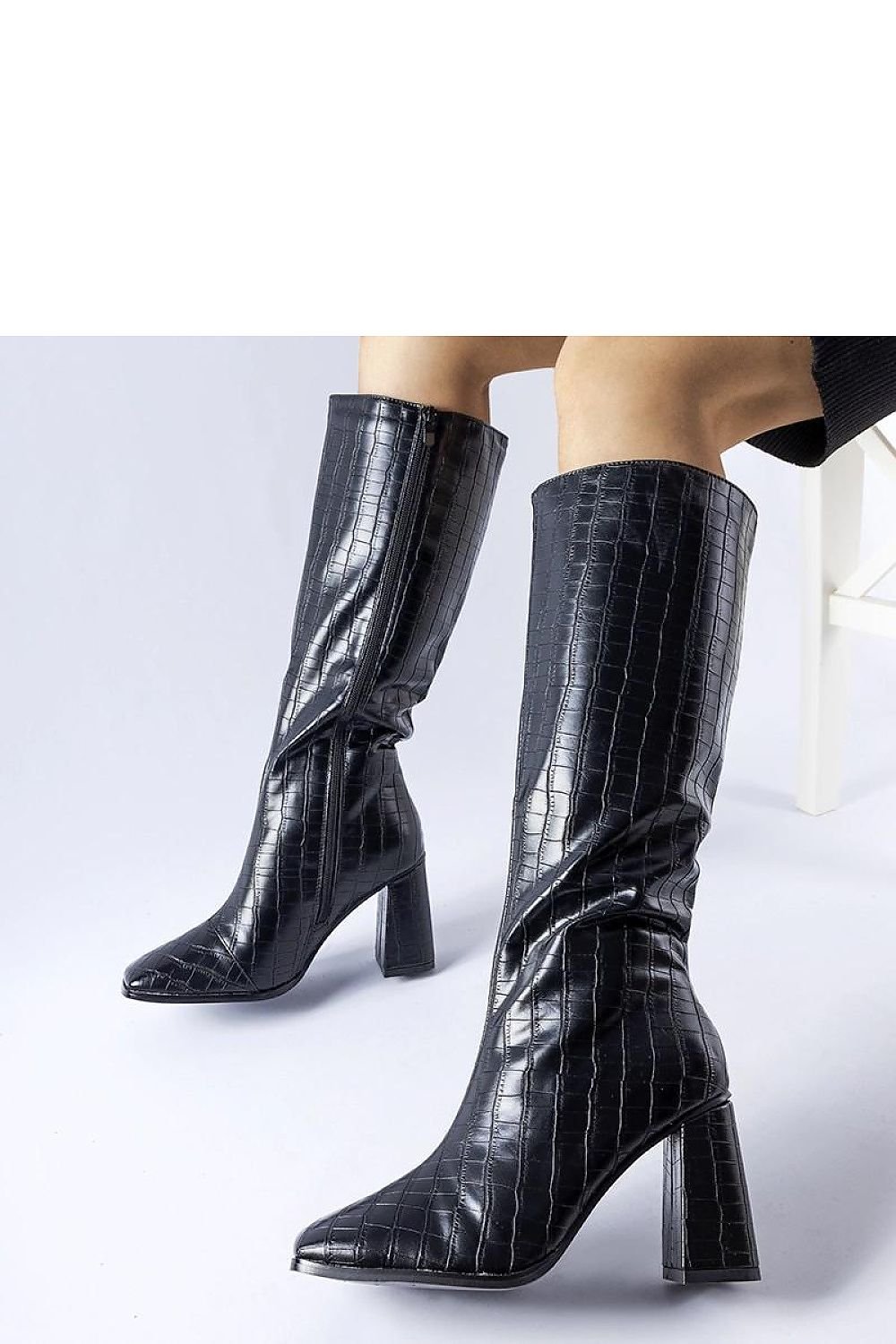 Heel boots model 204730